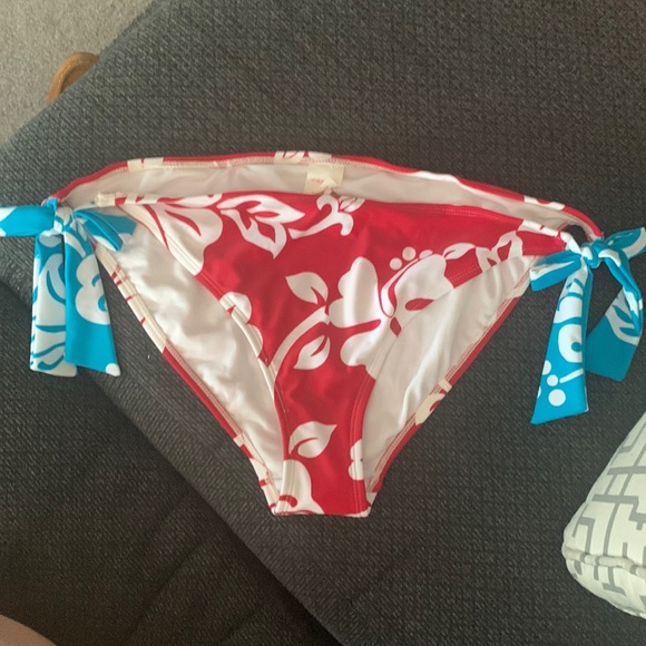 Xhilaration Other - Xhilaration Red and white floral bathing suit bottom with side blue ties in xl